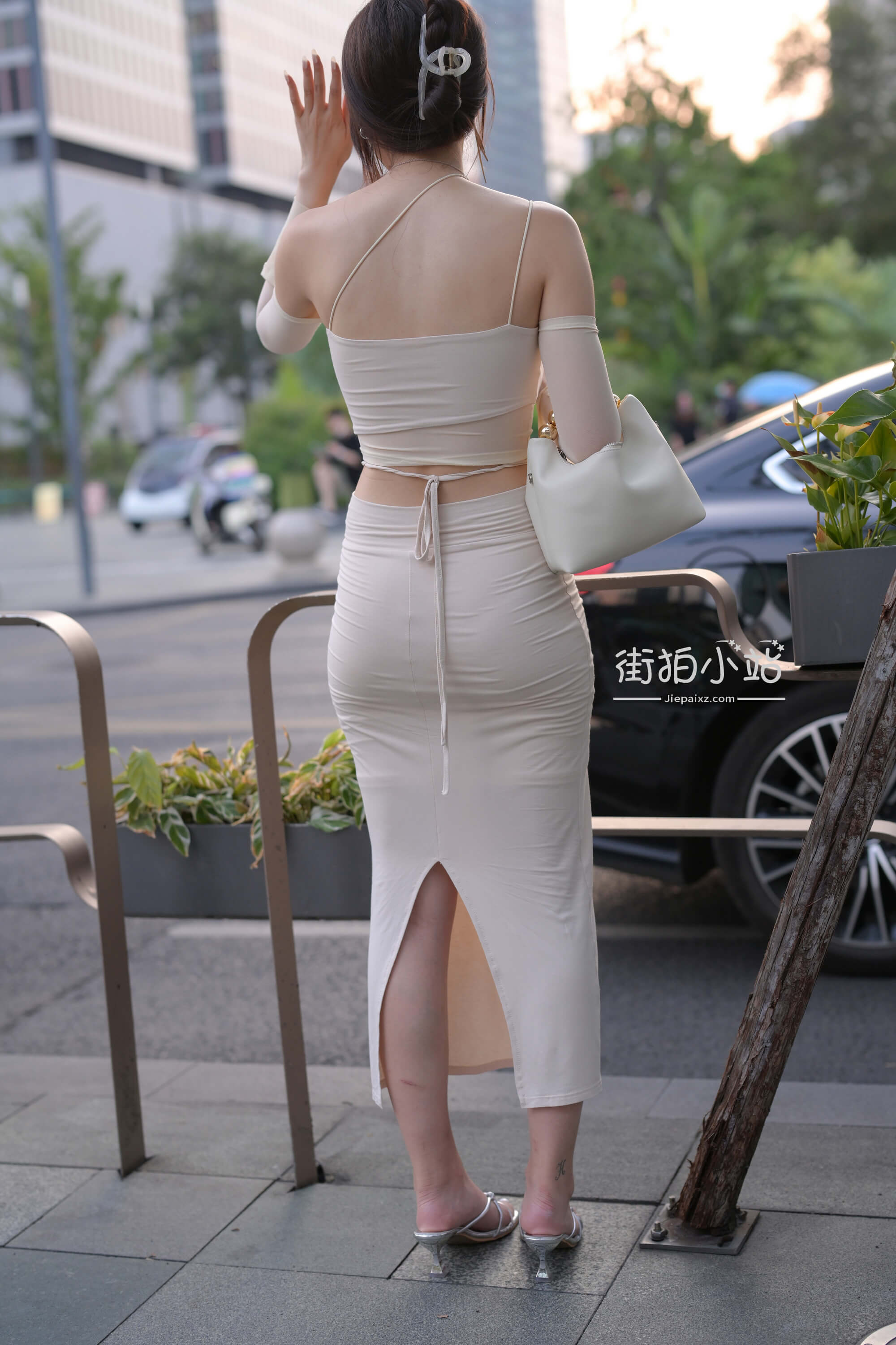 泡泡袖燕尾裙 - 北京凯元商贸有限公司